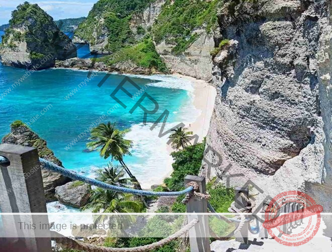 Diamond Beach Nusa Penida: Surga Tersembunyi Bali